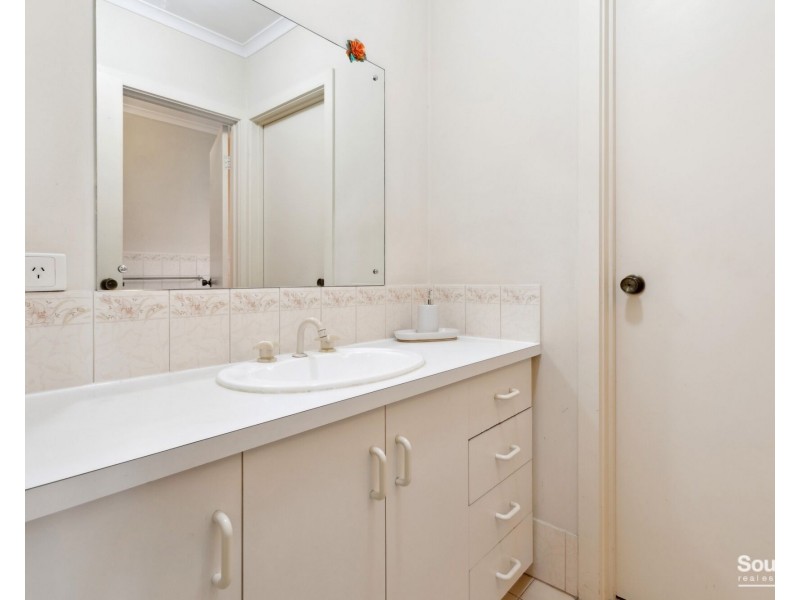 11/24 Smugglers Drive, Seaford Rise SA 5169