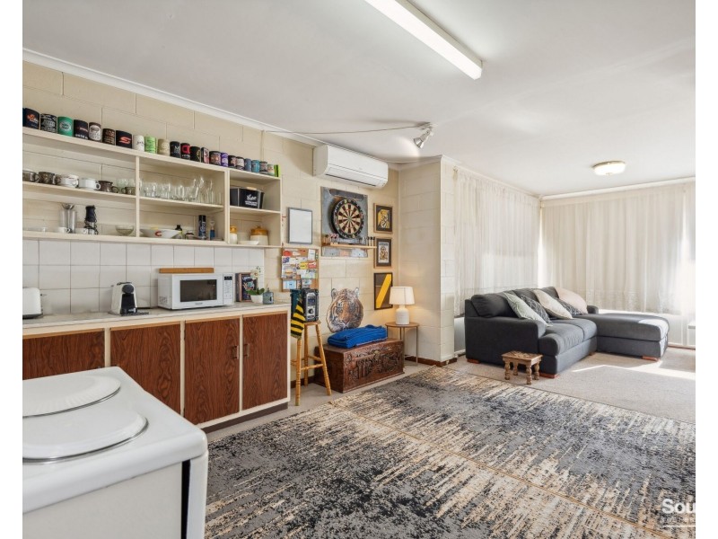 1/64 Grundy Terrace, Christies Beach SA 5165