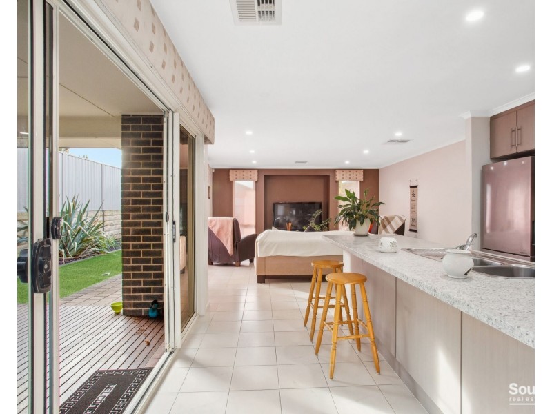 27 Corrimal Avenue, Noarlunga Downs SA 5168