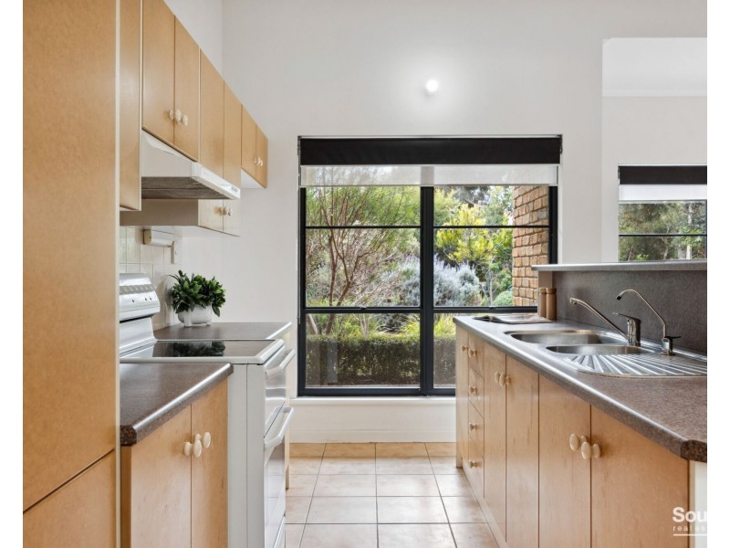 10 Dunstan Street, Aldinga Beach SA 5173