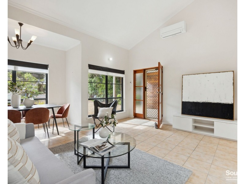 10 Dunstan Street, Aldinga Beach SA 5173