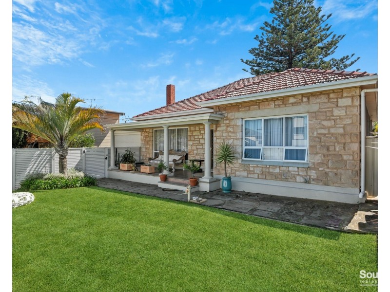 77 Second Avenue, Moana SA 5169