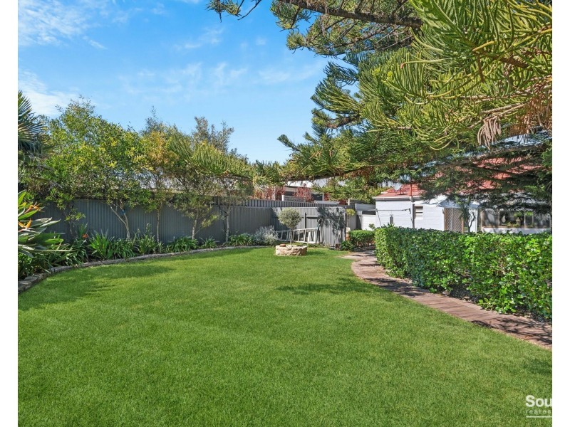 77 Second Avenue, Moana SA 5169