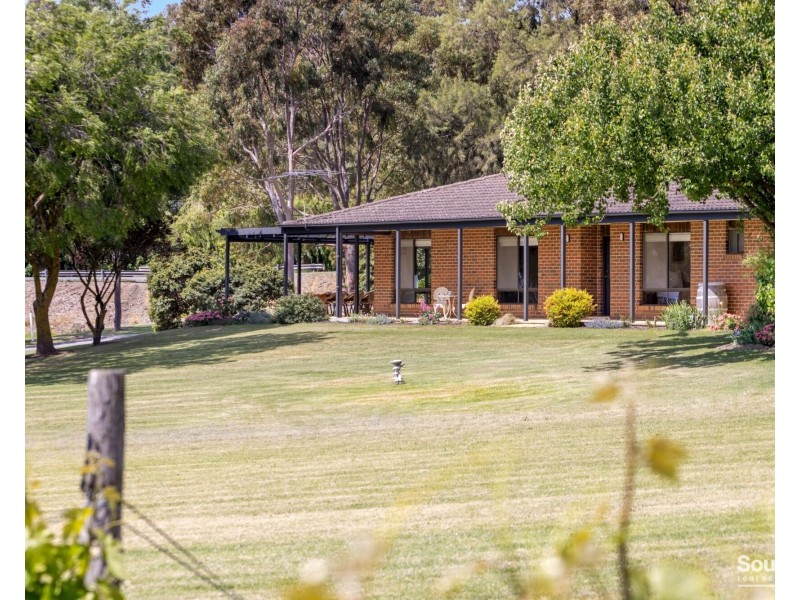 76 St Andrews Terrace, Willunga South SA 5172