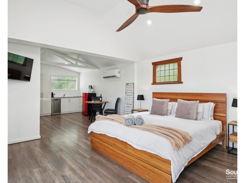 131 Blewitt Springs Road, Mclaren Flat SA 5171