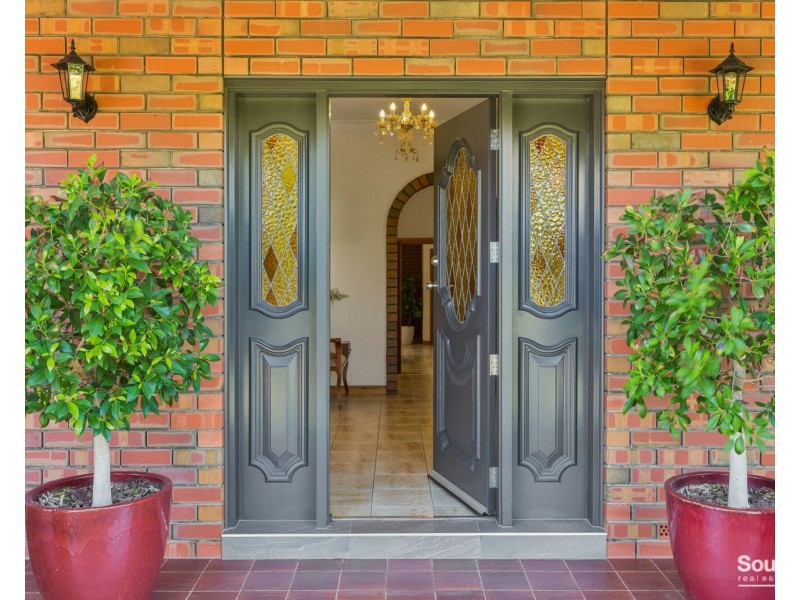 23 Valley View Drive, Mclaren Vale SA 5171