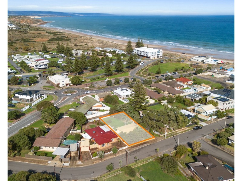22 Fourth Avenue, Moana SA 5169