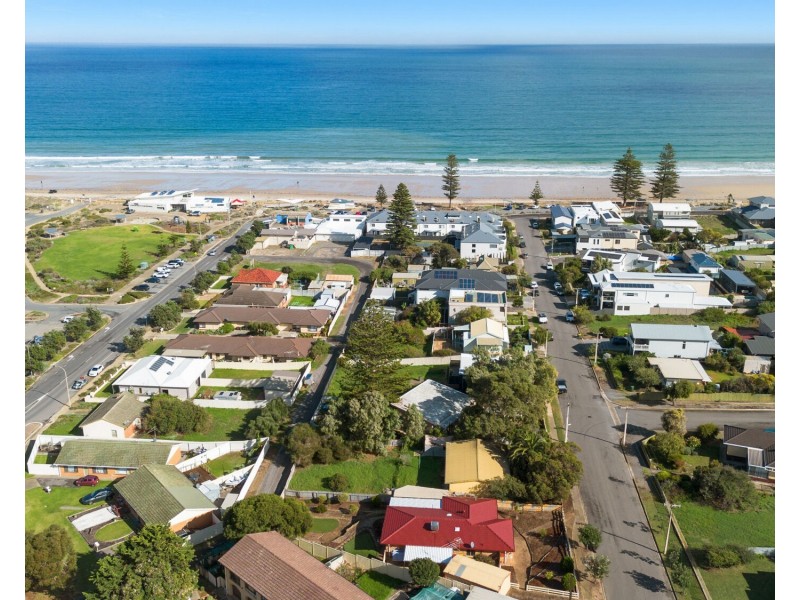 22 Fourth Avenue, Moana SA 5169