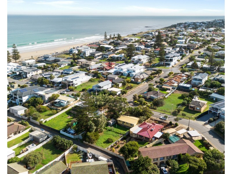 22 Fourth Avenue, Moana SA 5169