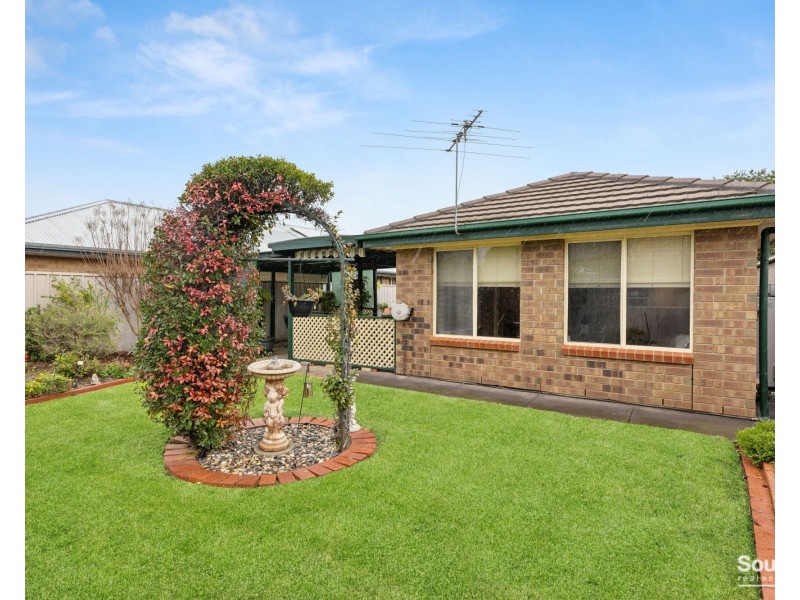 17 Beechwood Grove, Seaford SA 5169