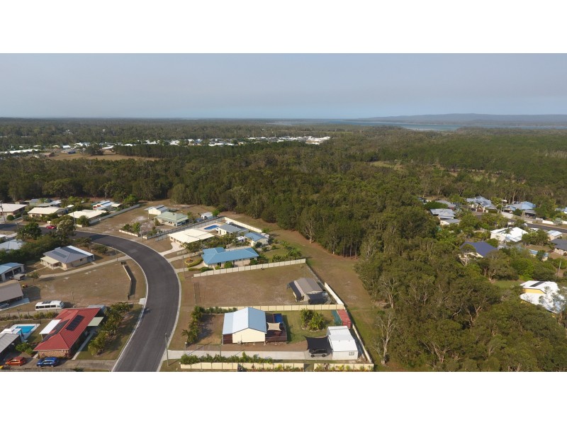 81 Golden Hind Ave, Cooloola Cove QLD 4580