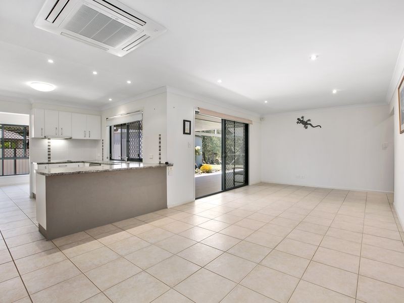 45 Fysburn Drive, Cooloola Cove QLD 4580