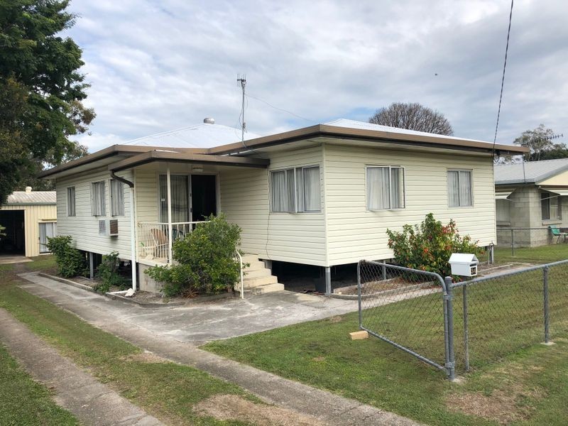 34 Bass Street, Tin Can Bay QLD 4580