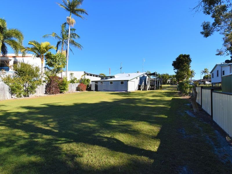 21 Gympie Road, Tin Can Bay QLD 4580