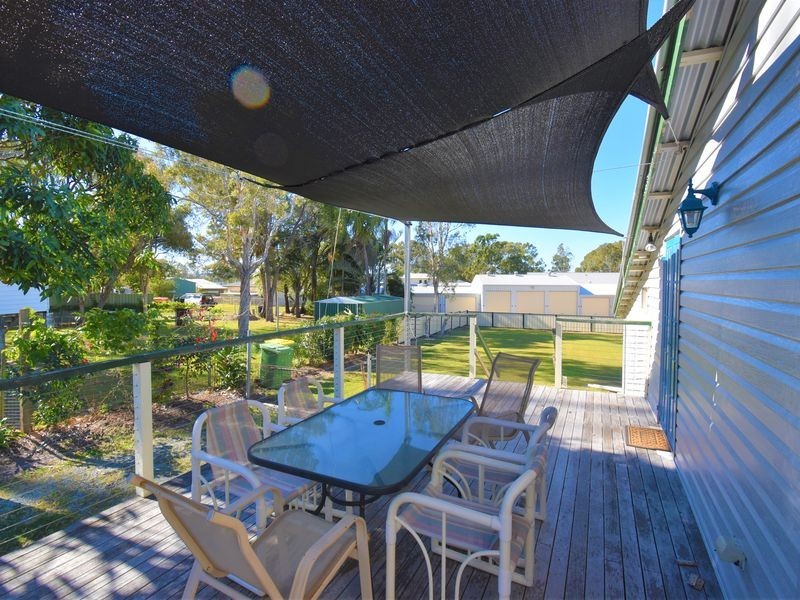 21 Gympie Road, Tin Can Bay QLD 4580