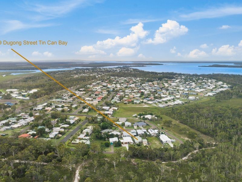 19 DUGONG ST, Tin Can Bay QLD 4580
