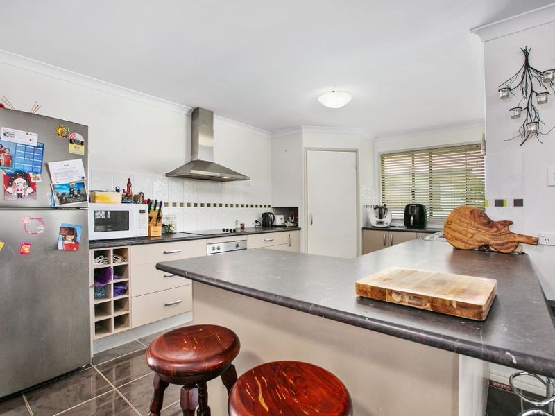 27 Mariposa Place, Cooloola Cove QLD 4580