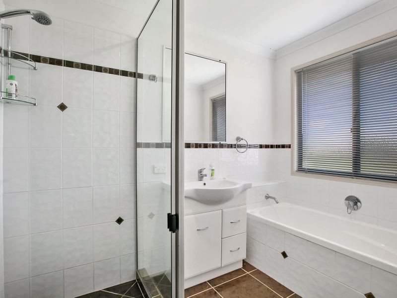 27 Mariposa Place, Cooloola Cove QLD 4580
