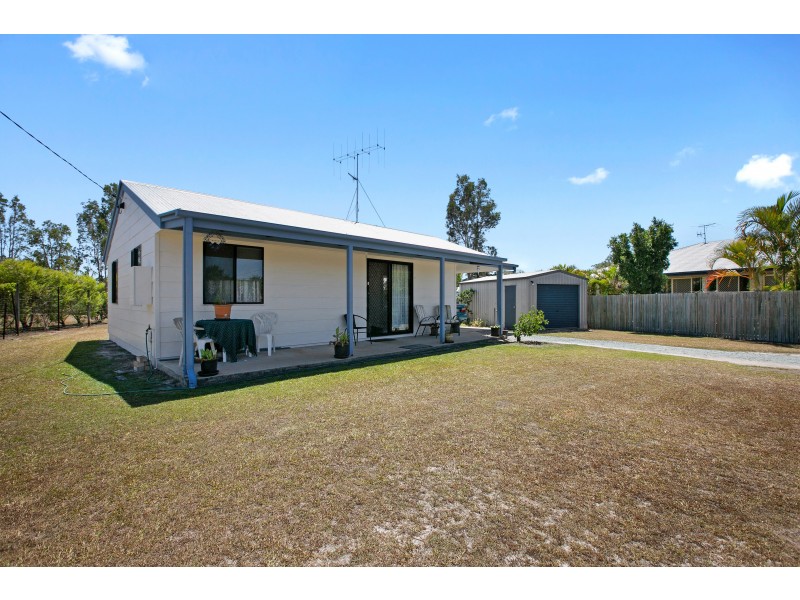 7 Glorious Avenue, Cooloola Cove QLD 4580