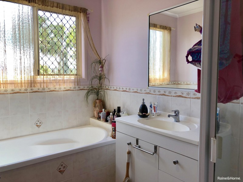 3 Duchess Court, Cooloola Cove QLD 4580