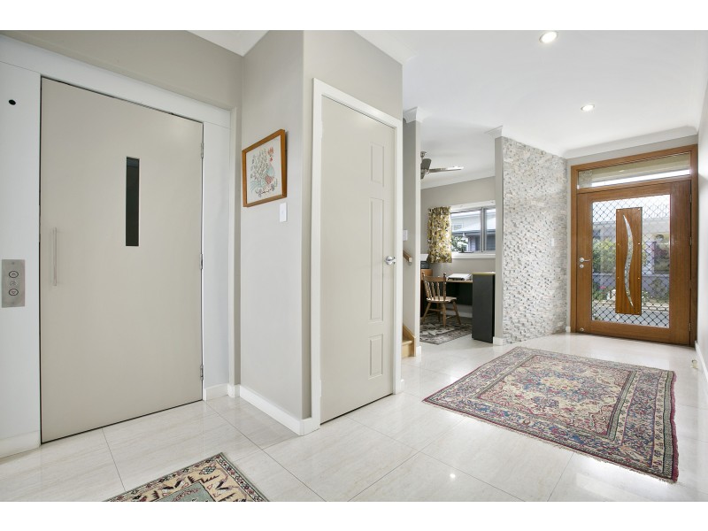 5/20 Gympie Road, Tin Can Bay QLD 4580