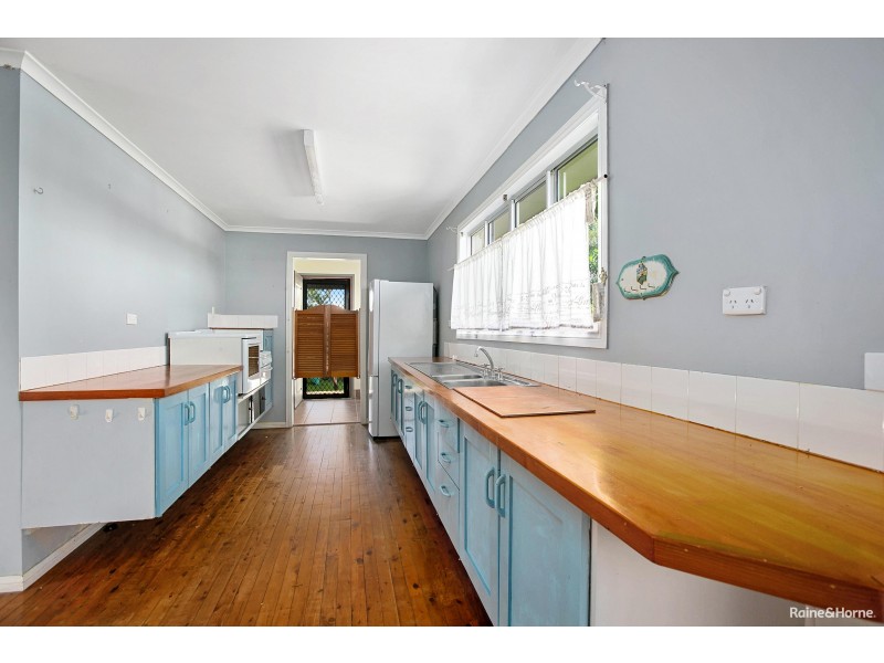 9 Dart Street, Tin Can Bay QLD 4580