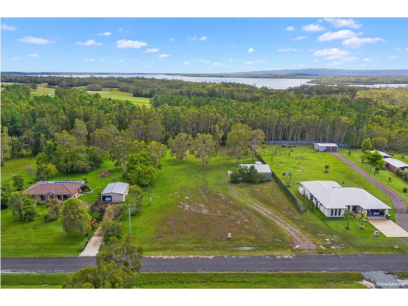 5 Oberon Court, Cooloola Cove QLD 4580
