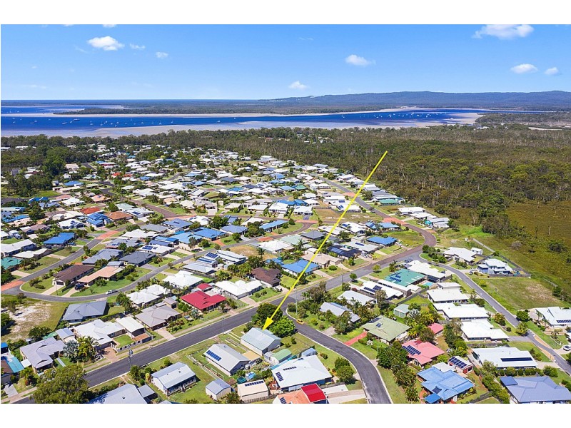 16 Tarwhine Street, Tin Can Bay QLD 4580