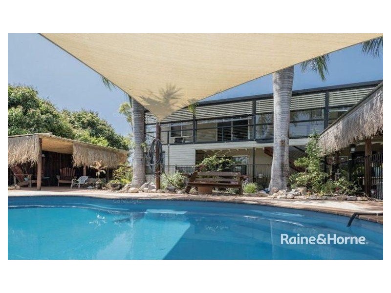4 Victory Court, Cooloola Cove QLD 4580