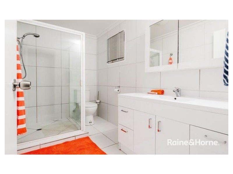 4 Victory Court, Cooloola Cove QLD 4580