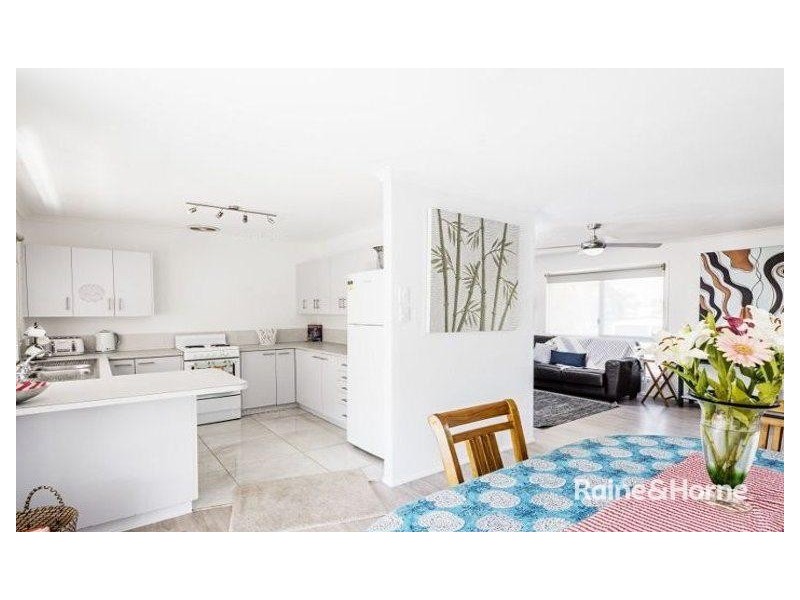4 Victory Court, Cooloola Cove QLD 4580