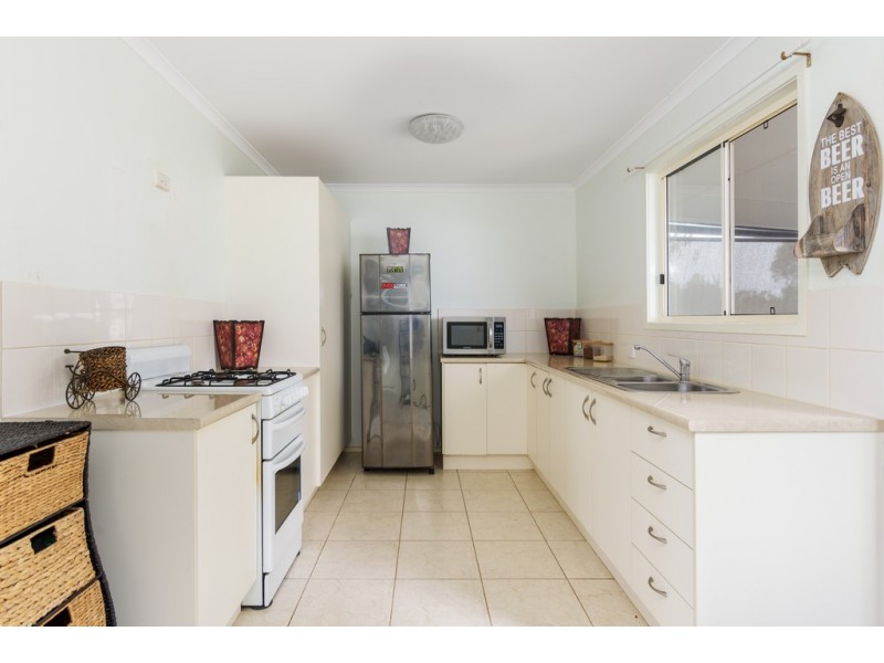 14 Norfolk Court, Cooloola Cove QLD 4580