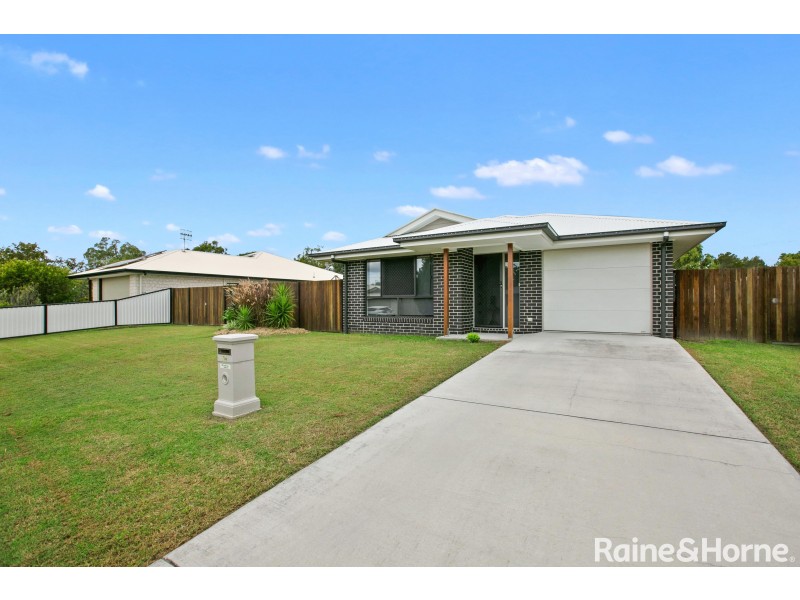 16 Environs Avenue, Cooloola Cove QLD 4580
