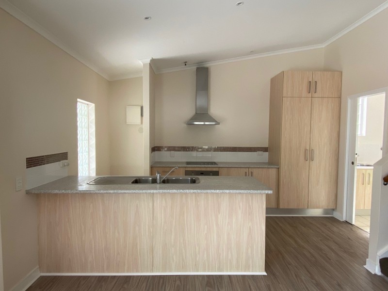 4/6 Gympie Road, Tin Can Bay QLD 4580