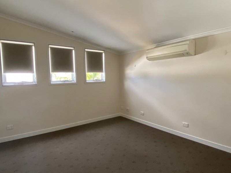 4/6 Gympie Road, Tin Can Bay QLD 4580