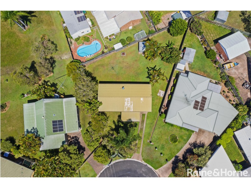 8 Nannygai Court, Tin Can Bay QLD 4580