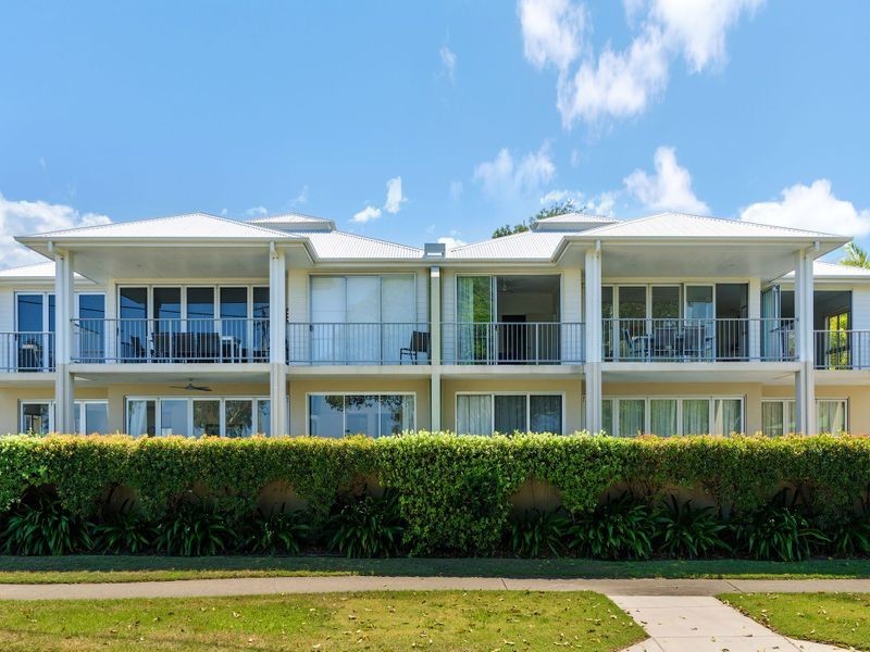 Unit 4/29 Esplanade, Tin Can Bay QLD 4580