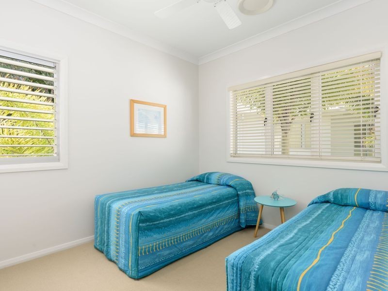 Unit 4/29 Esplanade, Tin Can Bay QLD 4580