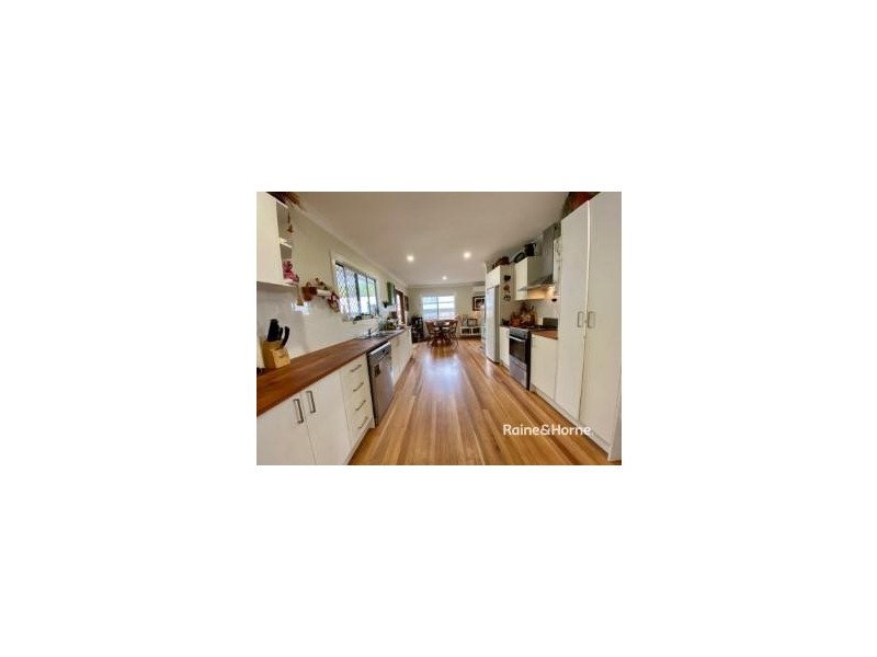 23 Fyshburn Drive, Cooloola Cove QLD 4580