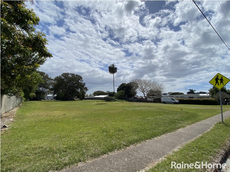 15 Emperor Street, Tin Can Bay QLD 4580