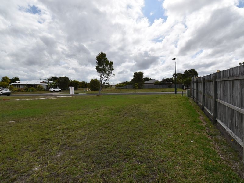 17 Summer Way, Tin Can Bay QLD 4580