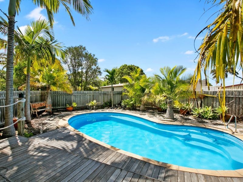 4 Nina Court, Cooloola Cove QLD 4580