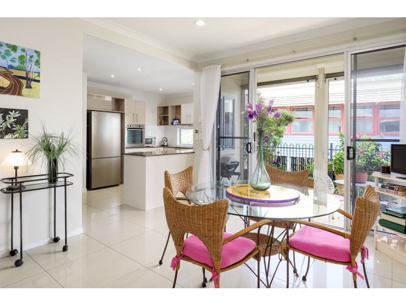 2/20 Gympie Rd, Tin Can Bay QLD 4580