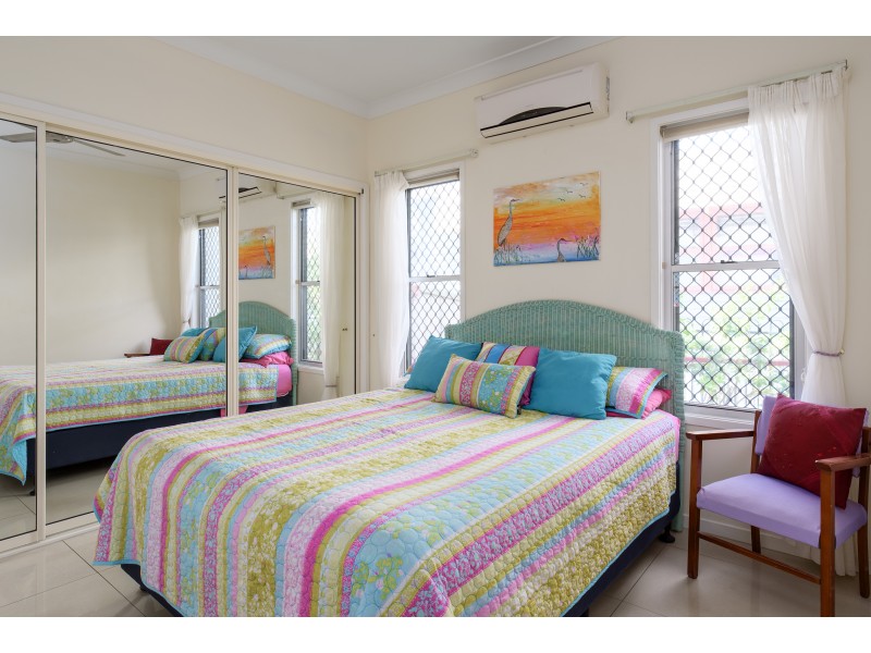 2/20 Gympie Rd, Tin Can Bay QLD 4580