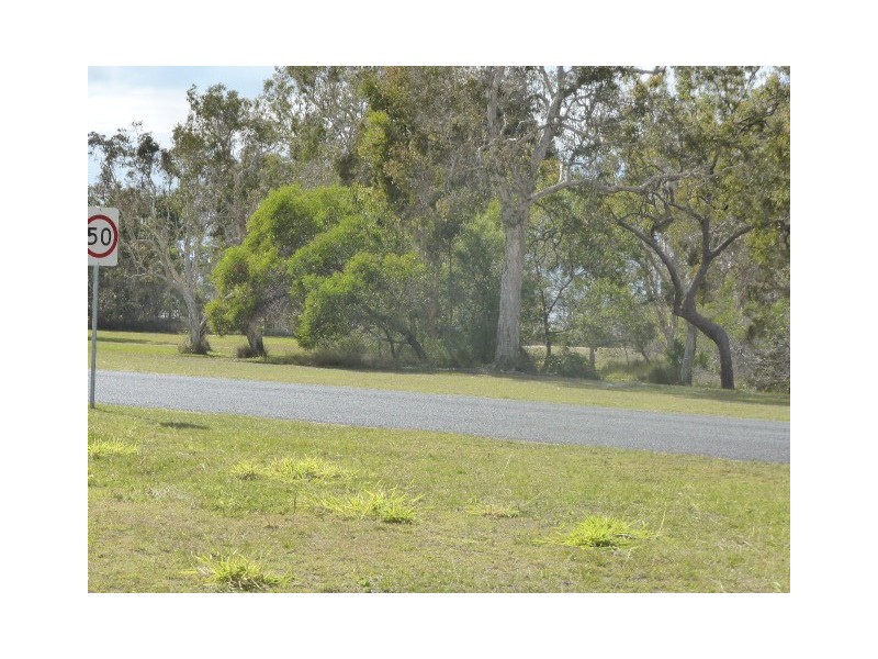 83 Esplanade, Tin Can Bay QLD 4580