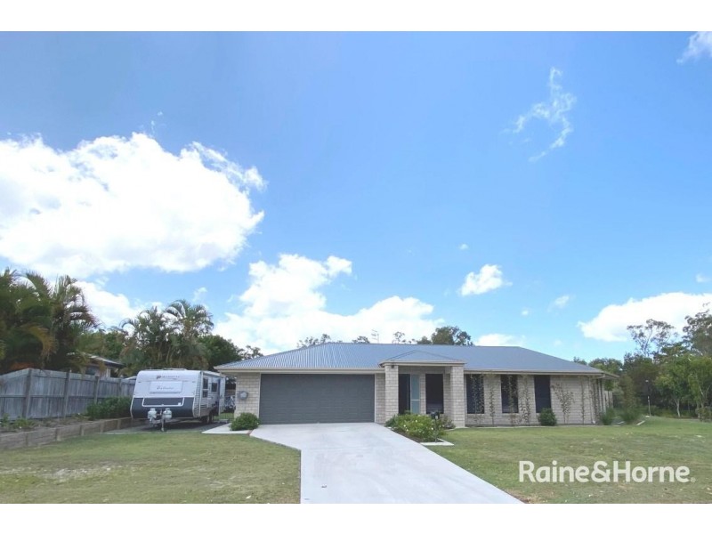2 Dianella Circuit, Cooloola Cove QLD 4580 Raine & Horne Tin Can Bay Sold