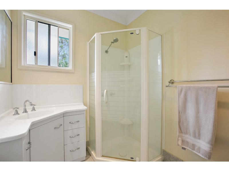 4/8 Mitchell Street, Tin Can Bay QLD 4580