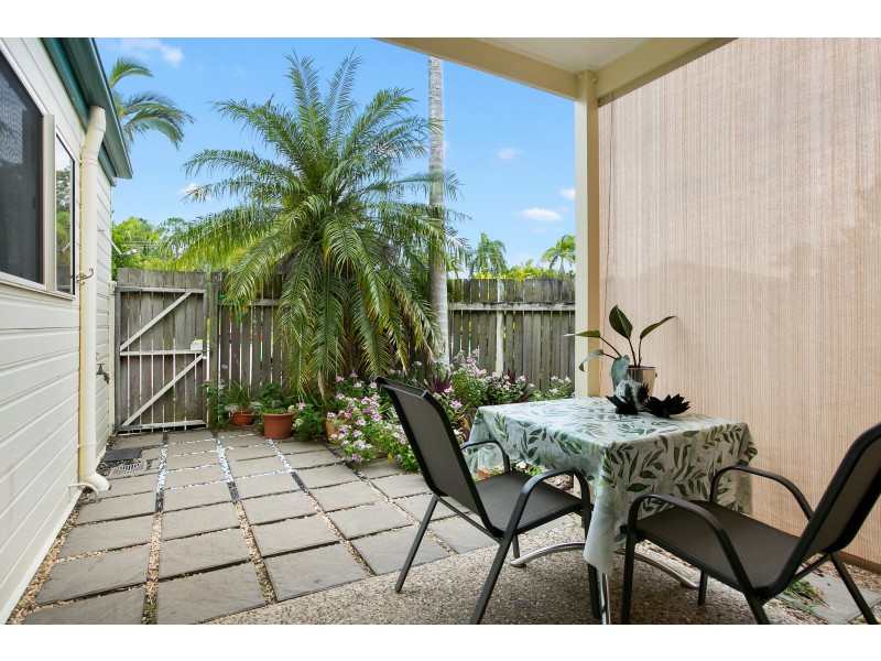 4/8 Mitchell Street, Tin Can Bay QLD 4580