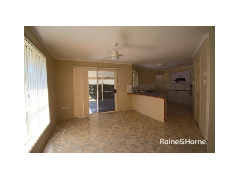 14 Parrot Street, Tin Can Bay QLD 4580