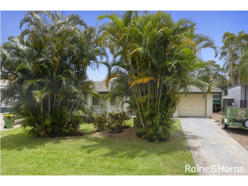 14 Parrot Street, Tin Can Bay QLD 4580